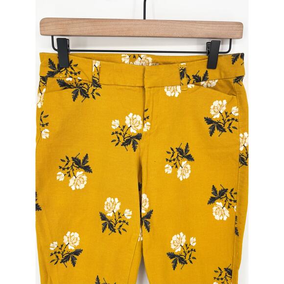 Old Navy Pixie Yellow Floral Ankle Pants Size 4 - Picture 5 of 8